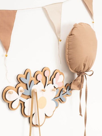 wall hooks for girls room