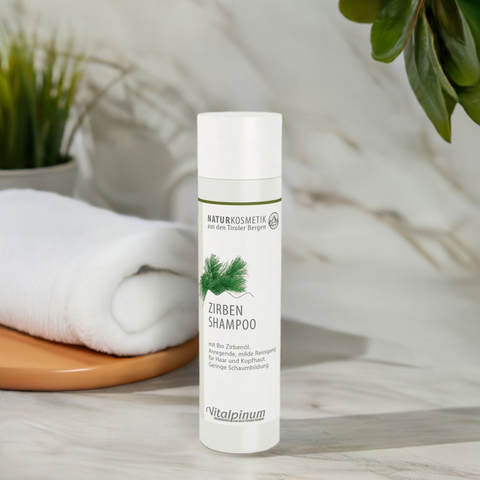 Unterweger Zirben Shampoo 235ml – Натуральна косметика з біо-ялівцевою олією та альпійським ароматом для м'якого догляду за волоссям