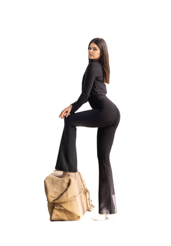 1168 - Extra hög midja flare leggings i svart - Dansredo stil ✨🖤