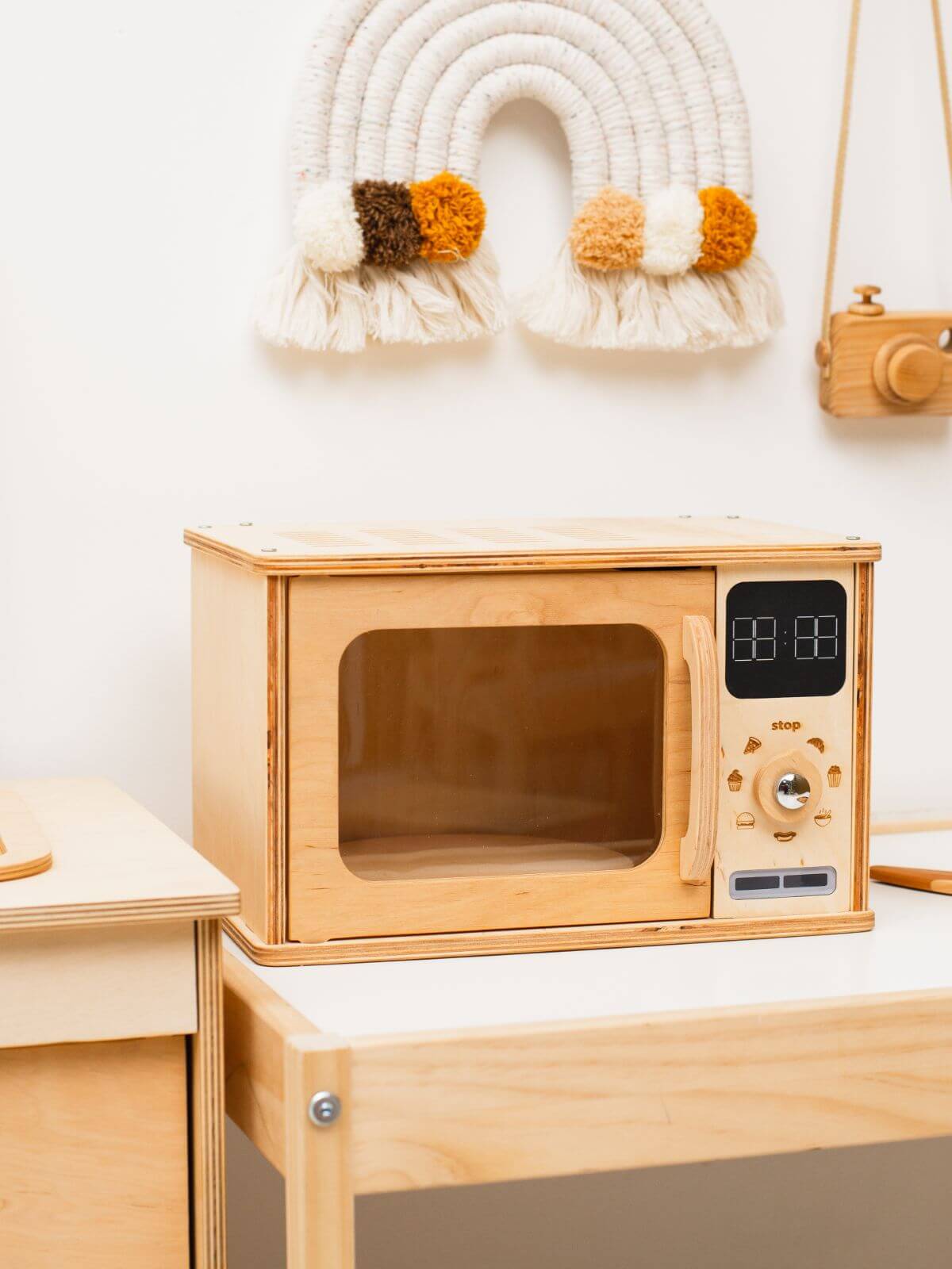 toy wooden microwave