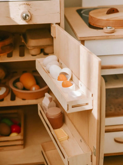 kitchen fridge 
