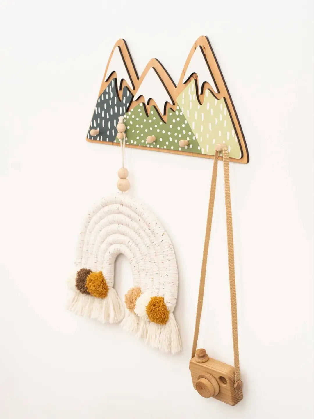nursery wall hanger