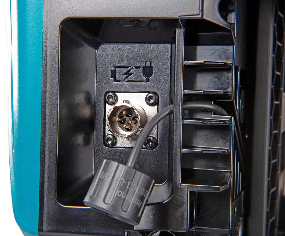 
          Rückentragbarer Akku LXT ®, 2x18V oder XGT ®
          PDC1500A01
        