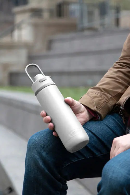 Guardian Bottle snow white 0.7 lt.