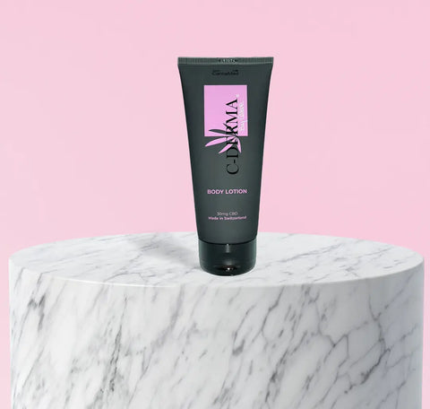 C-DERMA av Celine - Monoï Kroppskrem - Næringsgivende & Fuktighetsgivende 🌺