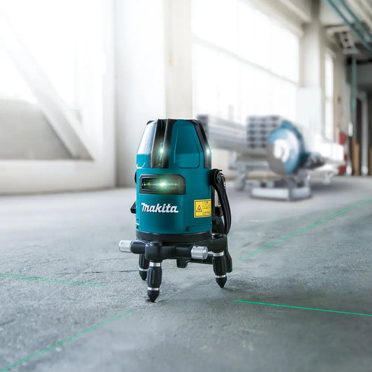MAKITA - Battery Leveling Cross Laser CXT ®SK40GDZ - Achieve Flawless Alignment with Ease! 🔦📏✨