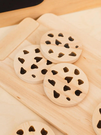 toy wooden cookies