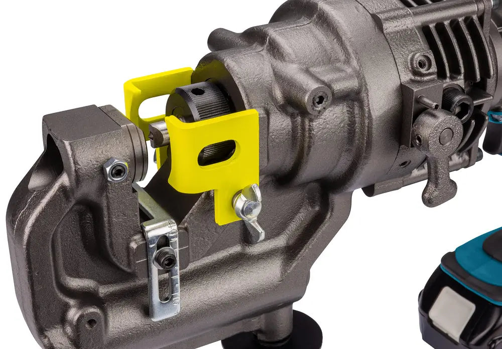 
          Akku-Lochstanzer LXT ®
          DPP200ZK
        