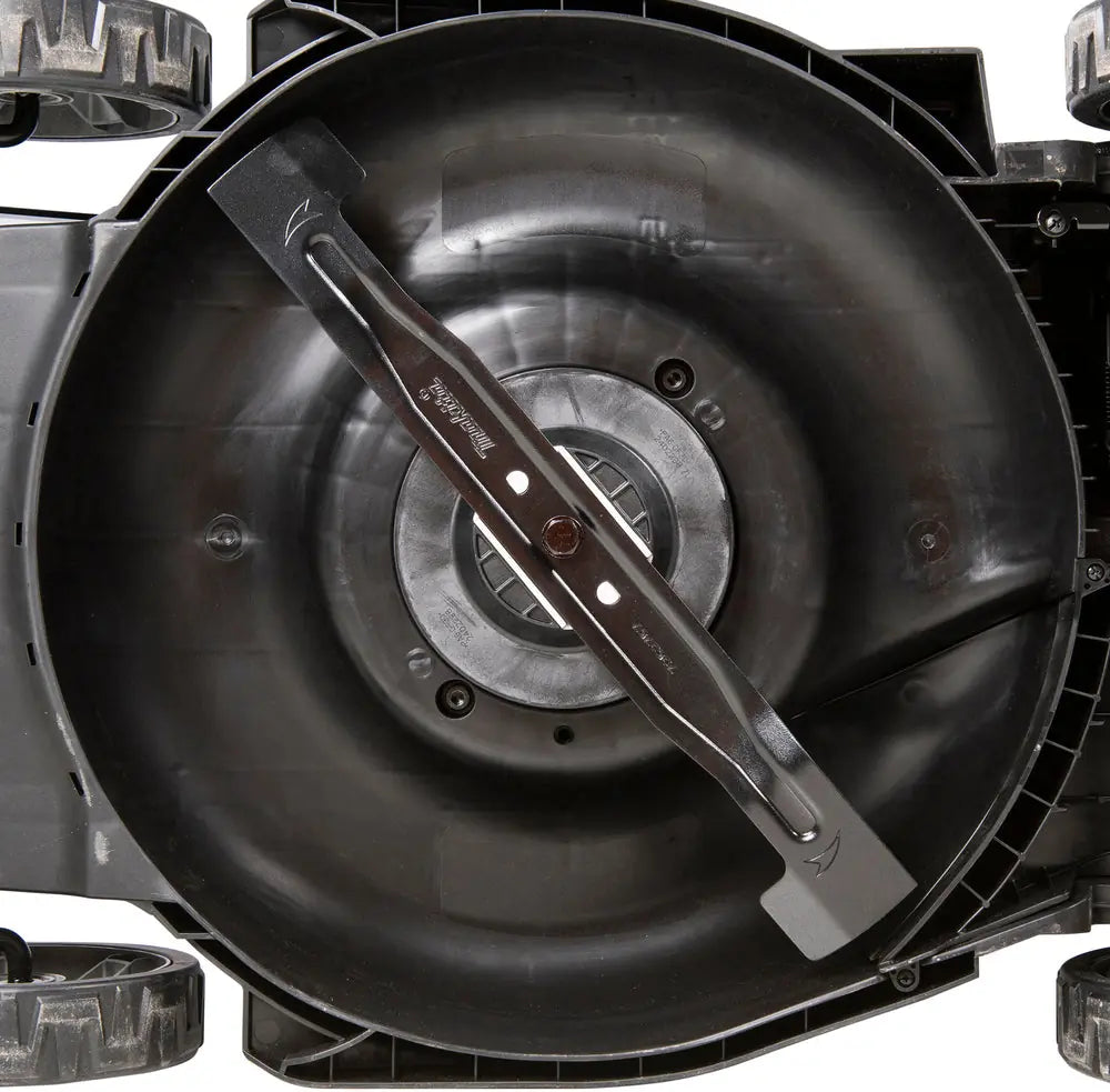 
          Akku-Rasenmäher LXT ® mit Radantrieb 48 cm
          DLM481Z
        