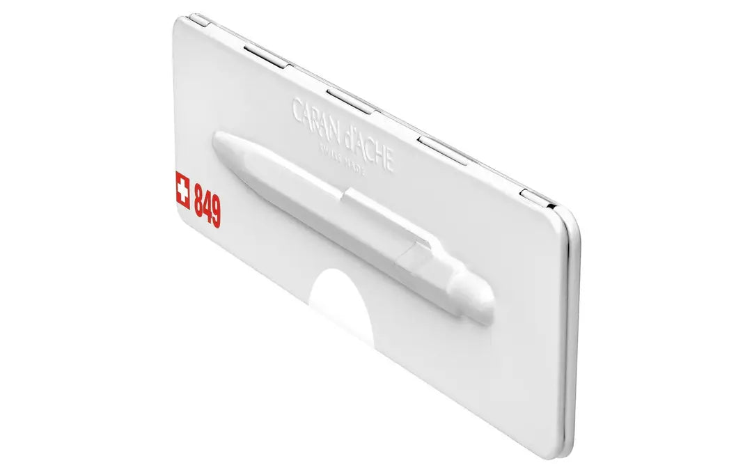 CARAN D'ACHE Kugelschreiber 849 Pop Line 849.502 weiss matt, mit Metalletui