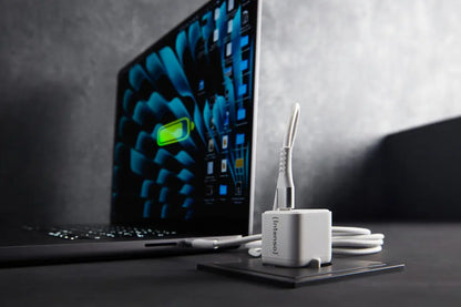 INTENSO Power Charger 30W GaN 1x USB-C 7803042 + Cable USB-C to USB C white