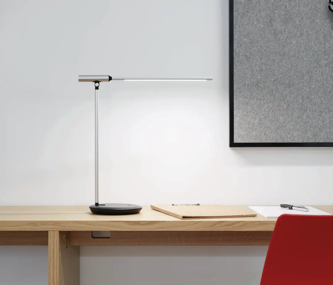 MAUL LED-Tischleuchte MAULrubia 8201595 silber, dimmbar, USB
