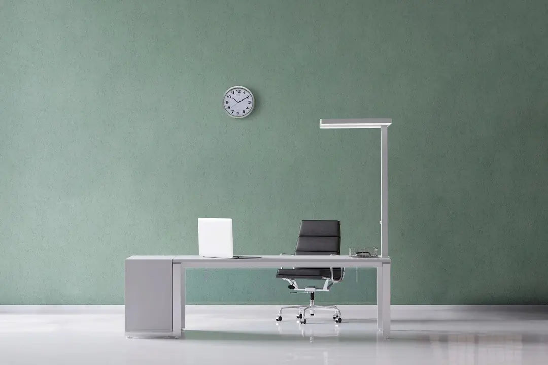 MAUL LED-Tischleuchte MAULjaval 82583 silber, dimmbar