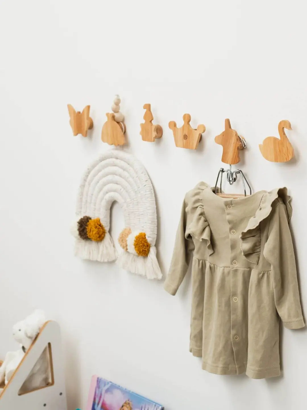  decorative hooks for girls