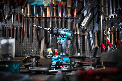 
          Akku-Schlagbohrschrauber XGT ®
          HP001GZ
        