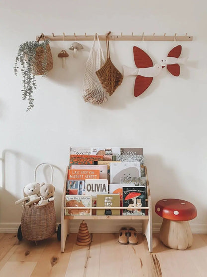 shelf for kids 