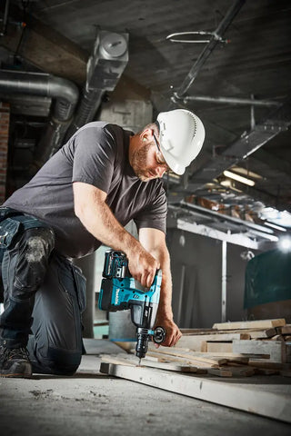 
          Akku-Bohrhammer 3 Funktionen XGT ®
          HR002GZ01
        