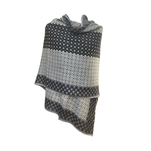 AISHITERU - Monochrome Elegance Printed Cashmere Scarf - Timeless Luxury, Soft & Cozy 🧣✨