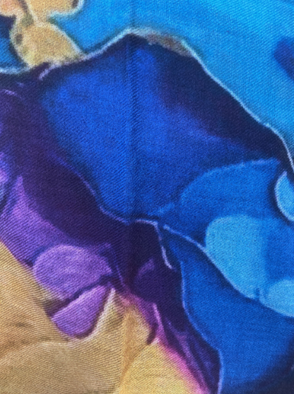 AISHITERU - Floral Reverie Printed Cashmere Wrap - Timeless Luxury, Soft & Vibrant ✨💖