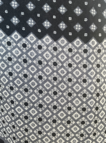 AISHITERU - Monochrome Elegance Printed Cashmere Scarf - Timeless Luxury, Soft & Cozy 🧣✨