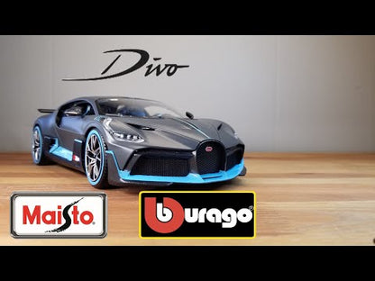 Bugatti Divo 1/18 grau