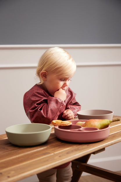 FILIBABBA - Ärmlös Bib Fall Flowers - Rörig Frukost 🌸🧒