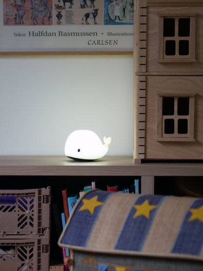 FILIBABBA - Christian hval LED lampe - hyggelige nætter følgesvend 🐋✨