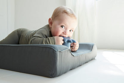 FILIBABBA - Tapis à langer gris pierre - Confort hygiénique 🌿✨