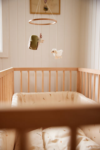 FILIBABBA - Granja Móvil de Lino Mágica - Encantadora Decoración para Guardería 🧸✨