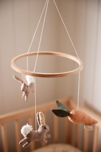 FILIBABBA - Linen Mobile 'Carrot Thief' - Adorable Nursery Décor 🐰🥕