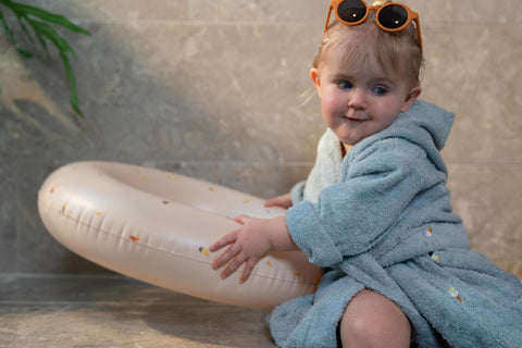 FILIBABBA - Cozy Geborduurde Badjas voor 1-2 Jaar - Parelblauw 🌿💦