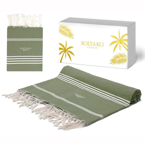 ein khakifarbenes XXL Strandtuch fouta mit Geschenkbox