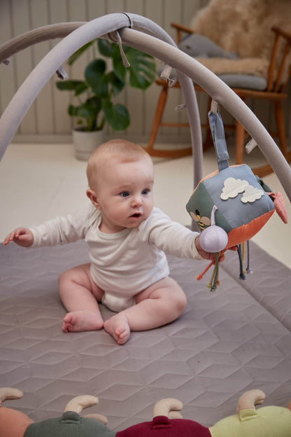 FILIBABBA - М’який активний куб - веселий ігровий час для малюків! 🎲✨