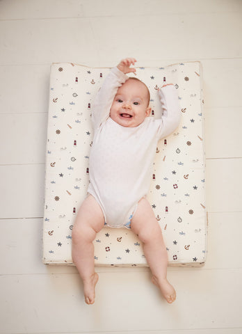 FILIBABBA - Kleine Zeevaarder Verschoonmat - Dromerige Comfort 🌊✨