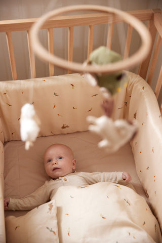 FILIBABBA - Morotsstjäla Sängbumpare - Mysig & Säkra Sömnzon 🌿🍼