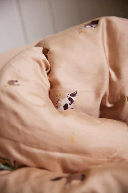 FILIBABBA - Magisk Gård Baby Sengetøj - Blødt & Økologisk 🌿✨