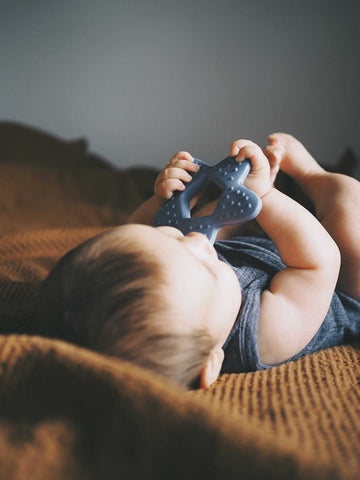 FILIBABBA - Stjernebidder Naturlig Gummi - Beroligende Blå 🌟🍼