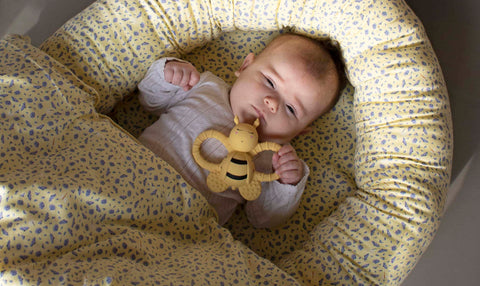 FILIBABBA - Bella de Bij Bijtring - Natuurlijke Comfort 🐝