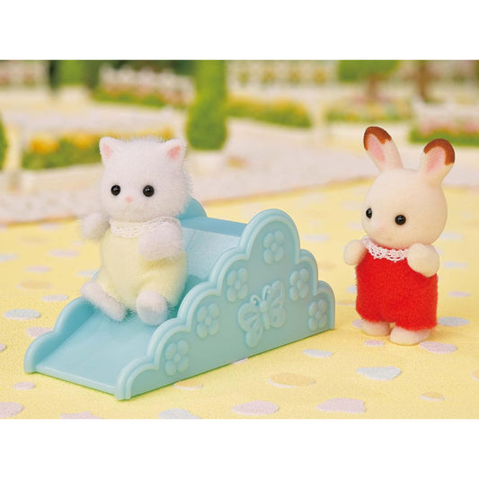 Epoch - Sylvanian Families Baby Windmill Park - Magiczna przygoda zabawy! 🎠🌟